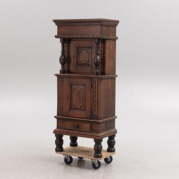 A cabinet, 18th Century.