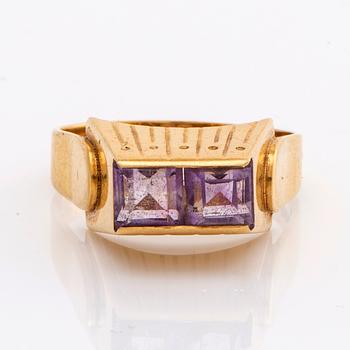 2 RINGS 18K gold, amethystes and bloodstone.