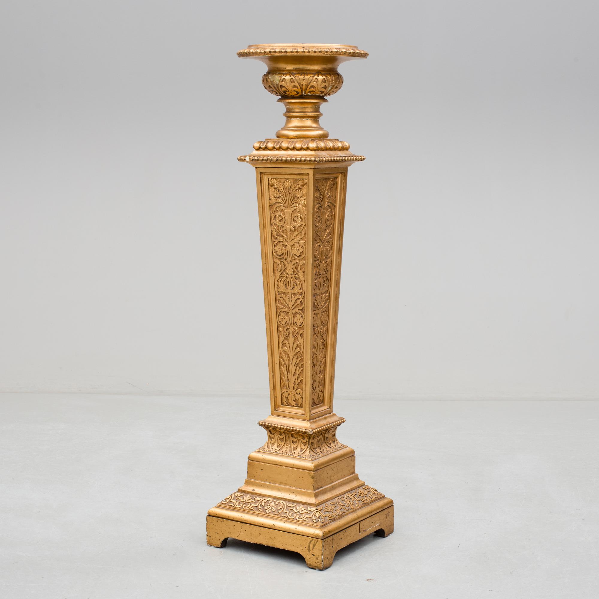 PIEDESTAL, nyrenässans, 1800-talets slut.