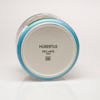 TERRIN MED LOCK, keramik, Dorrit von Fieandt, Hubertus Pro Arte, Arabia 1994.