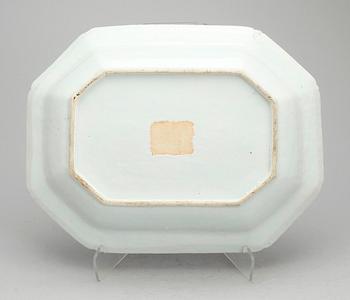 TERRINFAT, porslin, Kina, Qianlong (1736-1795).