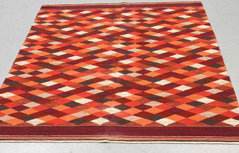 Elsa Gullberg, probably, a carpet, flat weave, ca 234 x 183 cm, unsigned.