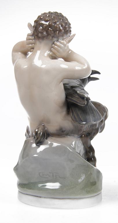 FIGURINER, 2 st, porslin, Kongl Dansk samt Rosenthal.
