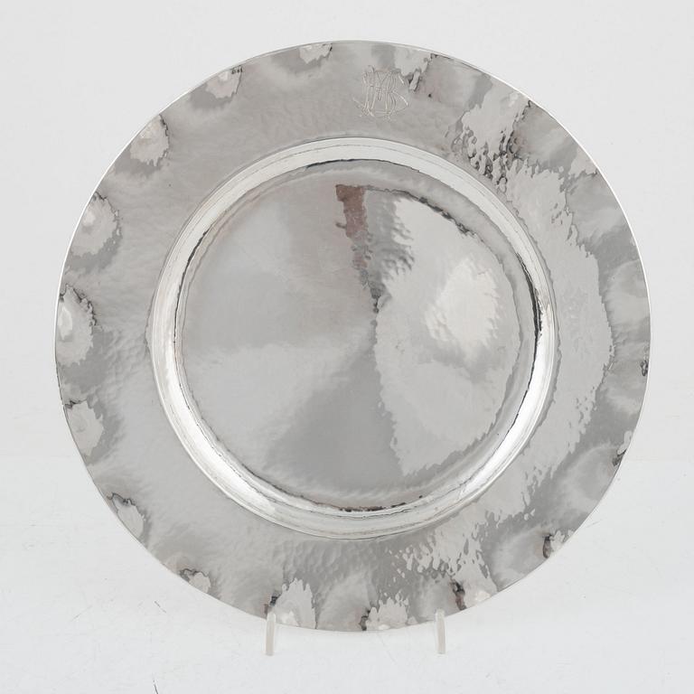 Five Swedish Silver Plates, mark of  Silverhantverk Kurt Ek & Co, Stockholm 1935.