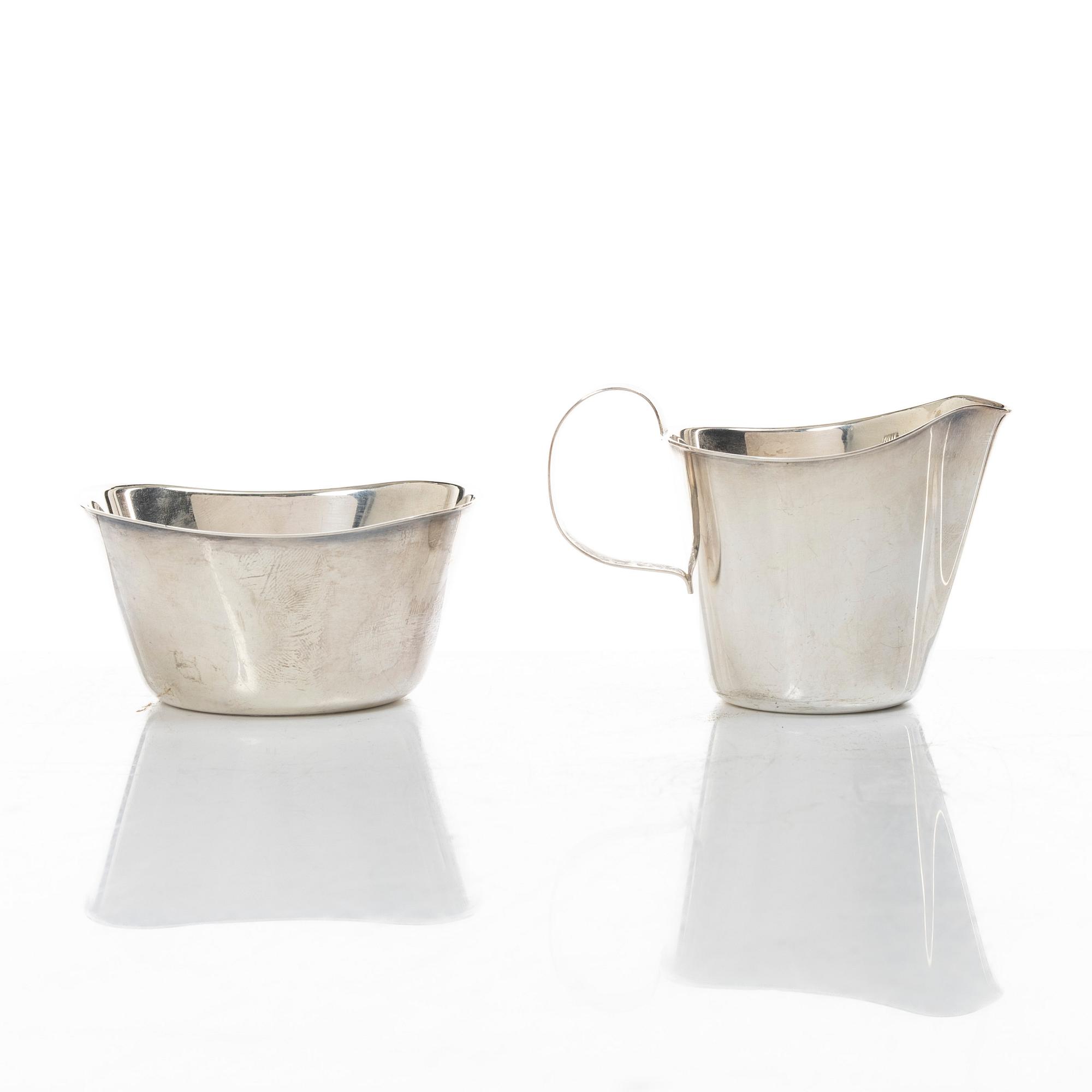 Gustaf Janson, sockerskål och gräddkanna, sterlingsilver, CG Hallberg, Stockholm, 1958.