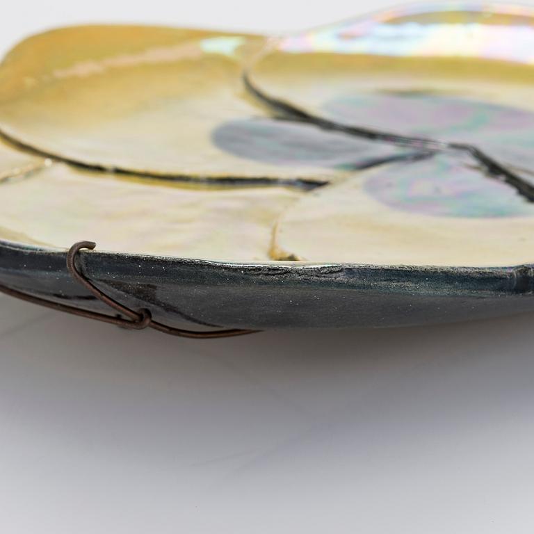 Birger Kaipiainen,  koristevati, kivitavaraa, signeerattu Kaipiainen.