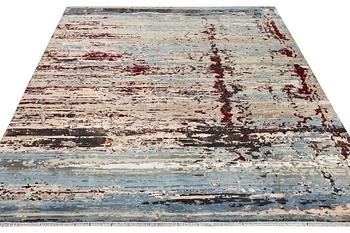 An oriental carpet with modern design, ca. 377 x 277 cm.