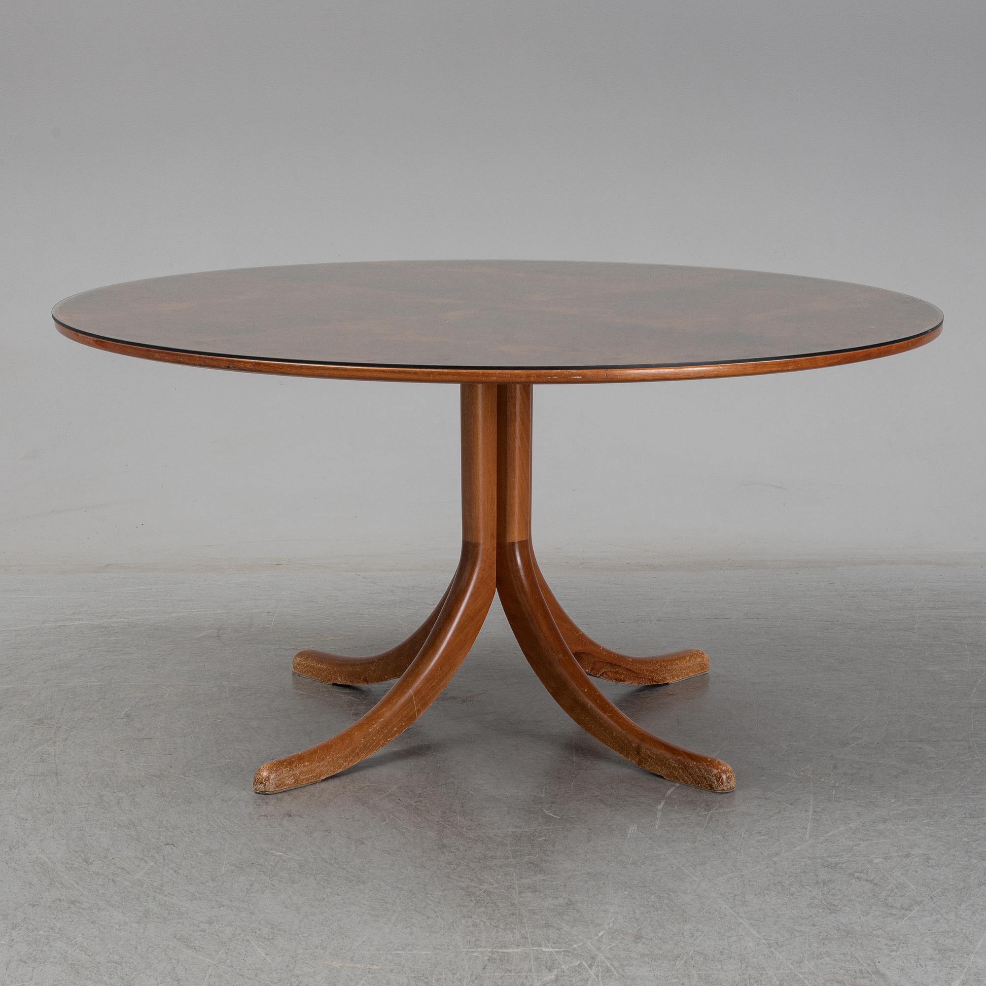 JOSEF FRANK, a dining table, model 1020, Svenskt Tenn, before 1985.