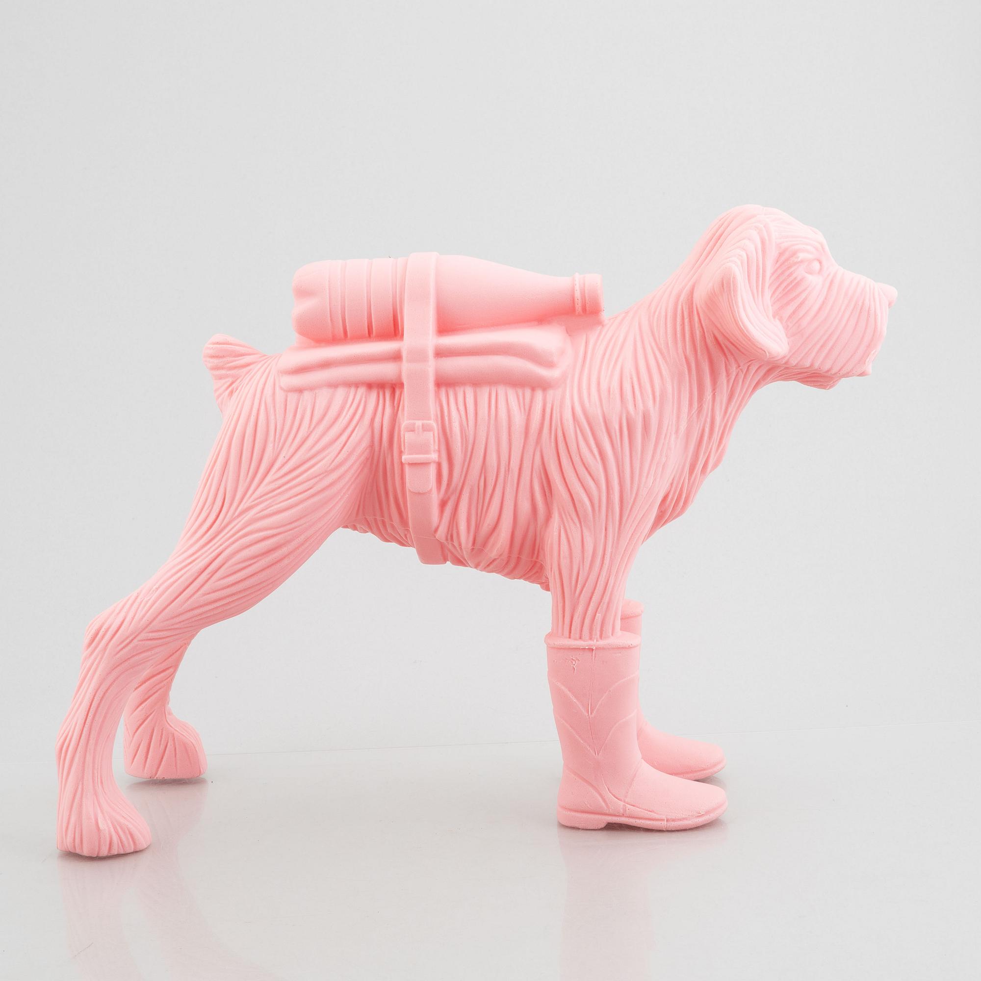 William Sweetlove,  "Cloned Schnauzer with water bottle". (Pink).