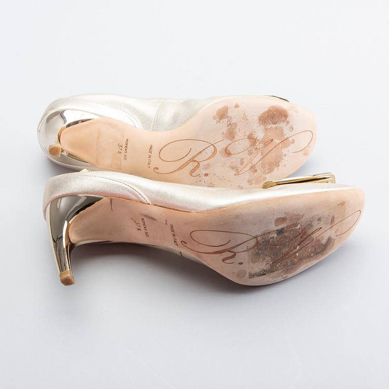Tods`s och Roger Vivier, skor 2 par 37-37,5 enligt märkning.