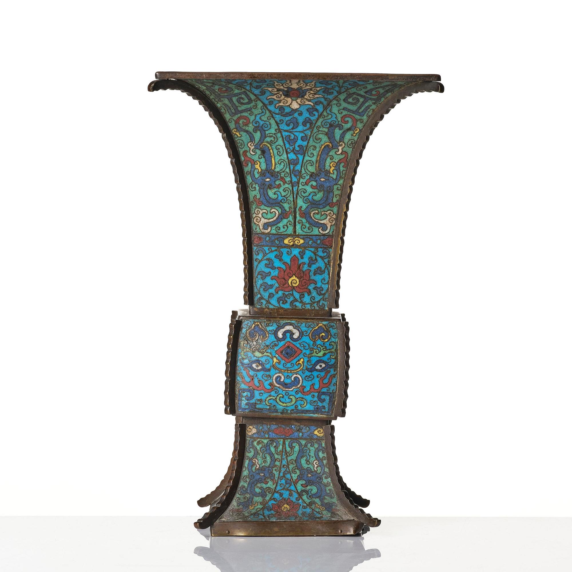 An archaistic cloisonné enamel vase, Gu, late Ming dynasty (1368-1644).