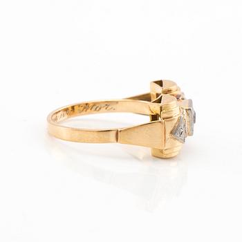 Ring 18K guld, Ernst Bylehn Katrineholm 1953.