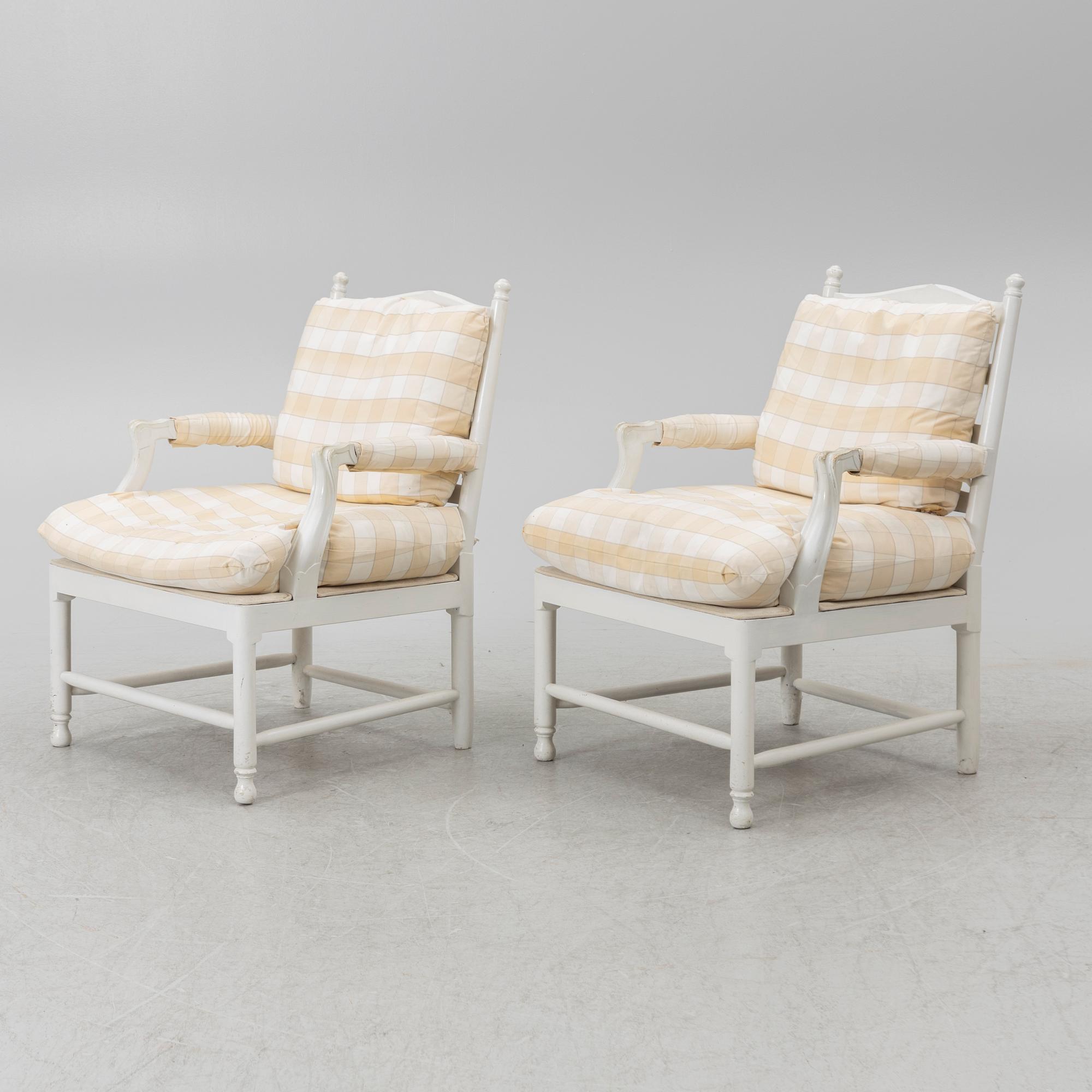 Armchairs a pair, Gustavian style, so-called Gripsholm chairs, 20th century.