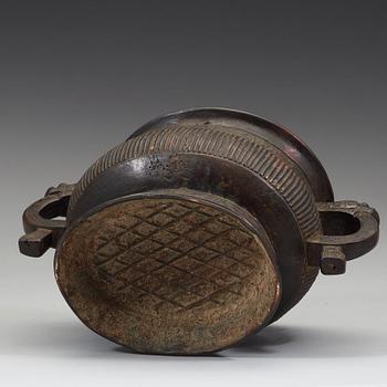 A bronze censer, Ming dynasty (1368-1644).