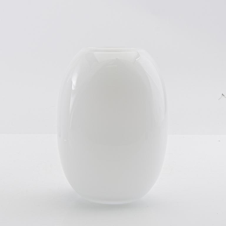 Piet Hein, three "Super Vase" vases, signed and dated '89.