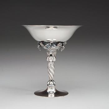 A Georg Jensen centerpiece, Copenhagen 1919.