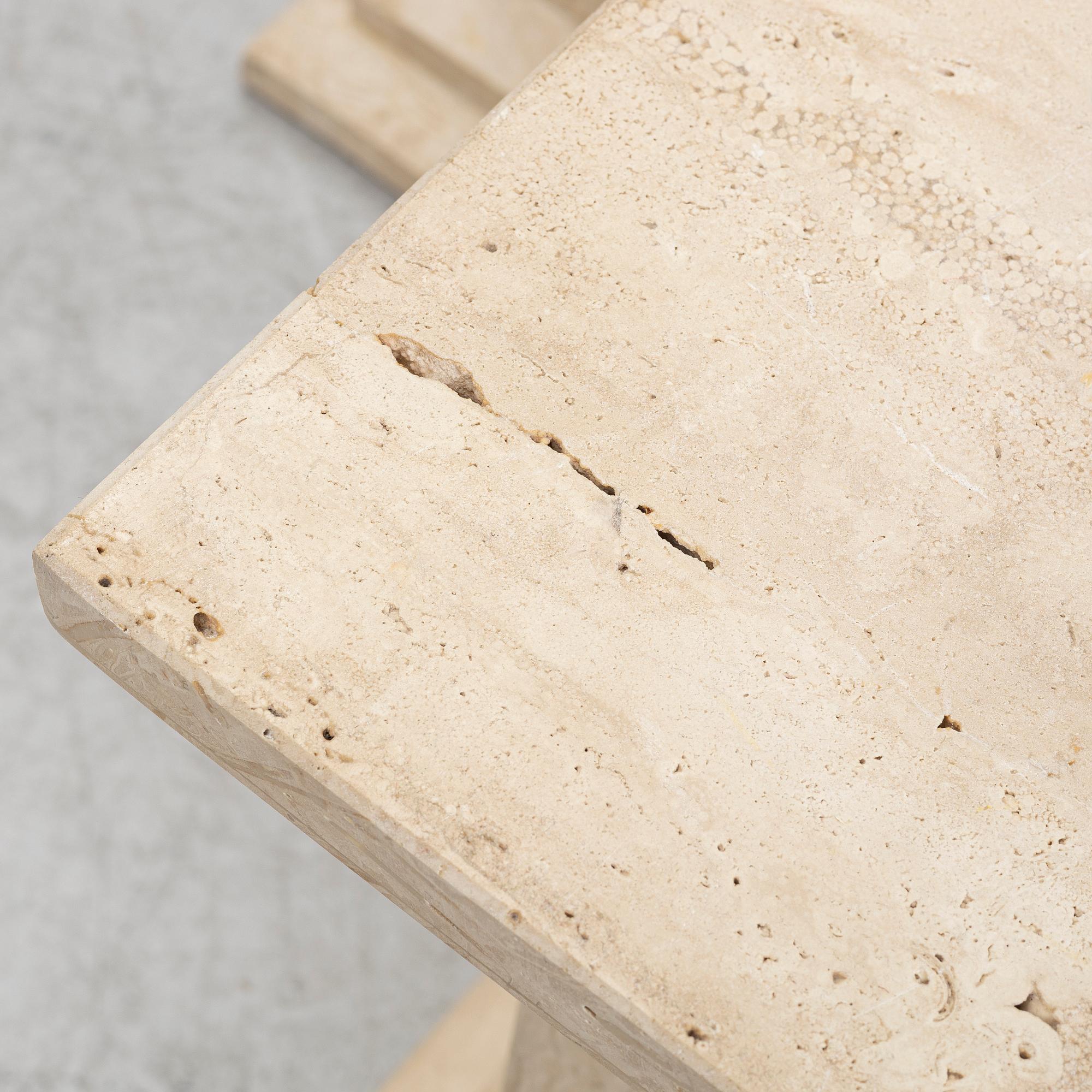 Pedestals, a pair, contemporary manufacture.
