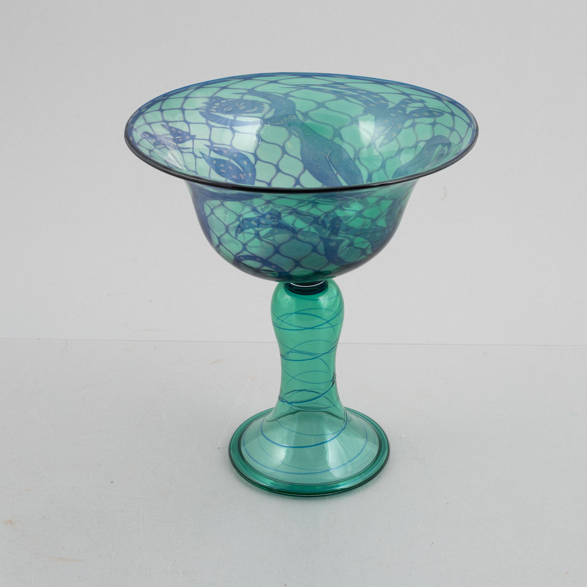 Wilke Adolfsson, a unique glass cup, Sweden, signed and dated 1992.