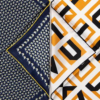HERMÈS, two pochette/gavroche scarves.