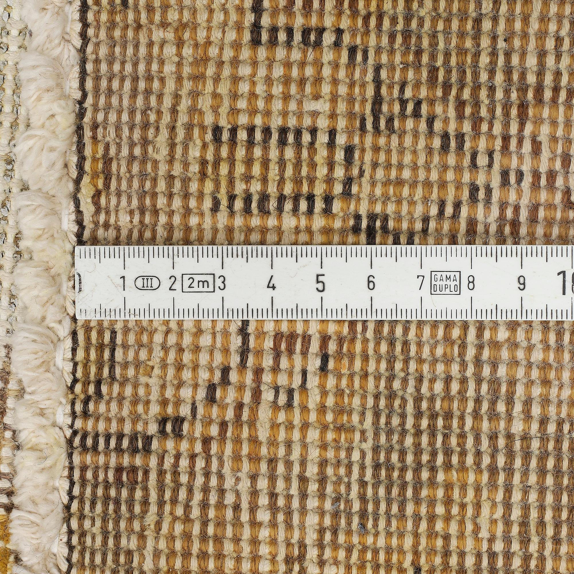 MATTA, orientalisk, ca 366 x 281 cm.