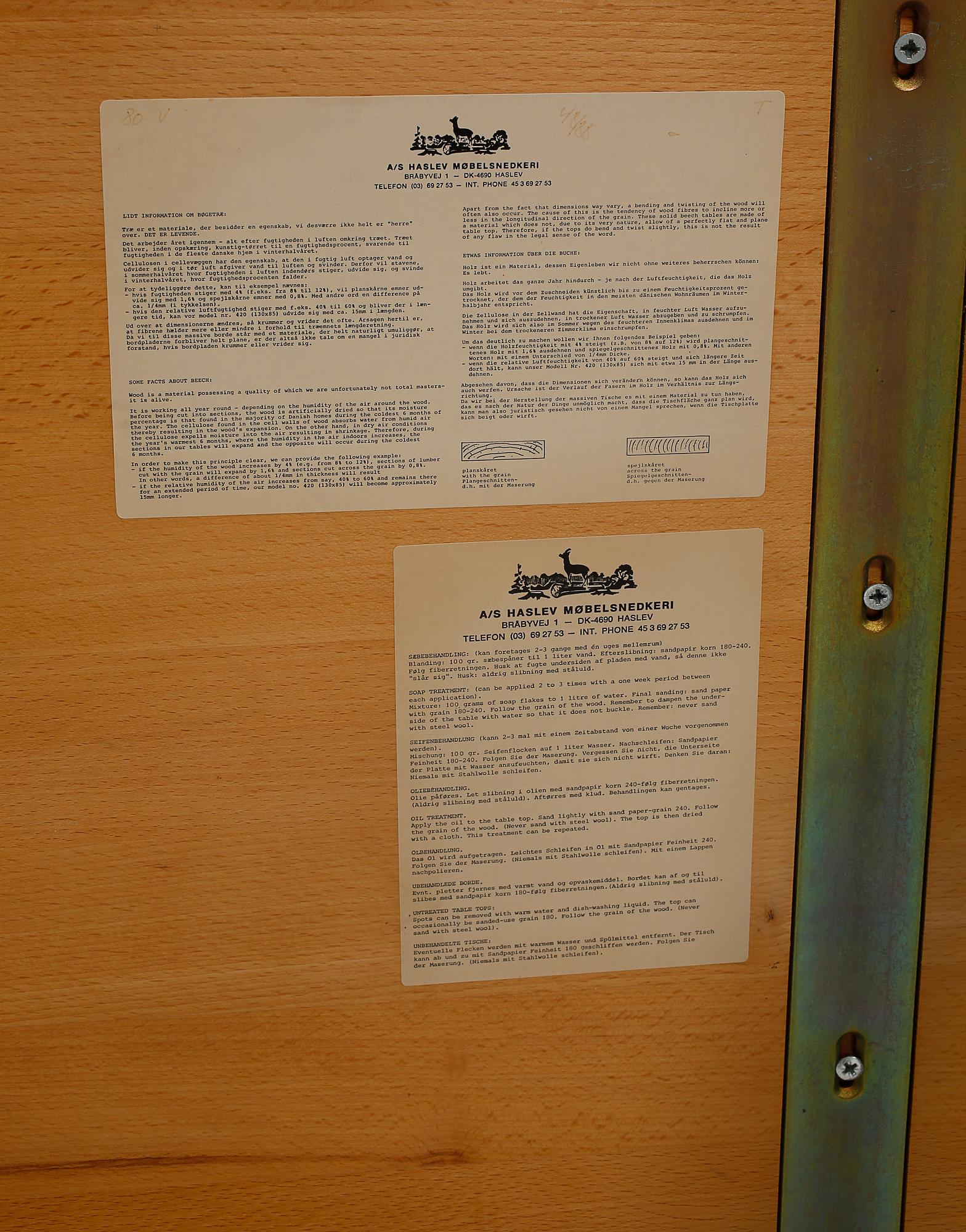 SOFFBORD, Haslev Møbelfabrik, Danmark, sent 1900-tal.