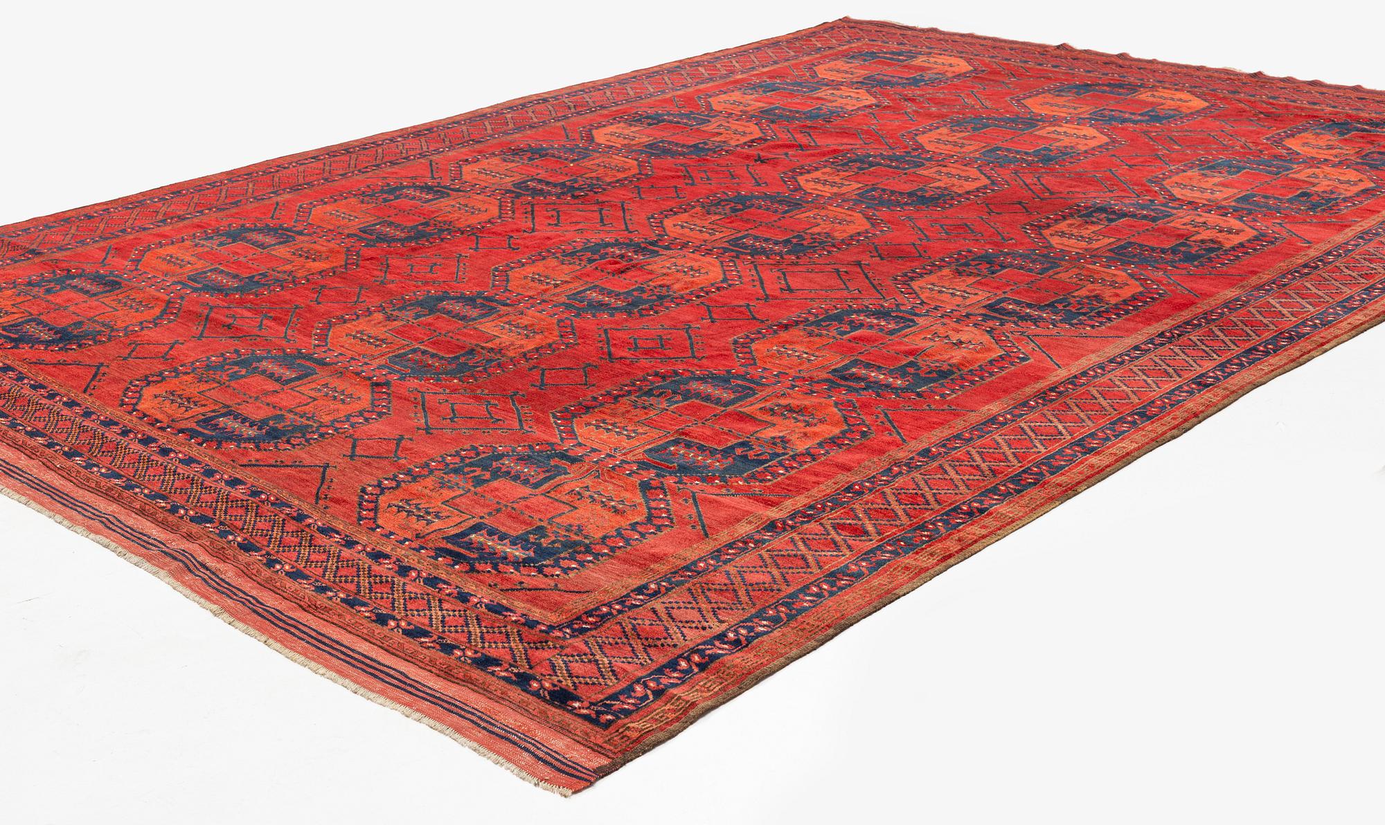 An antique Ersari carpet, northern Afghanistan, ca 479 x 342 cm.