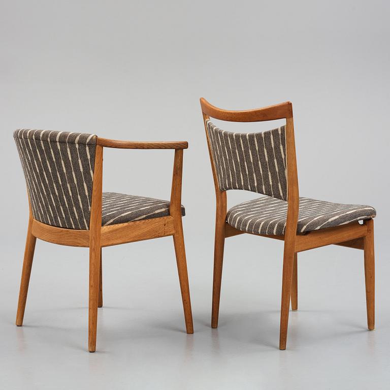 Finn Juhl, a set of 4 'SW86' + 1 oak chairs, Søren Willadsen, Denmark.