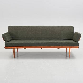 SOFFA, "Minerva", Peter Hvidt och Orla Mölgaard-Nielsen, France & Son, Danmark.