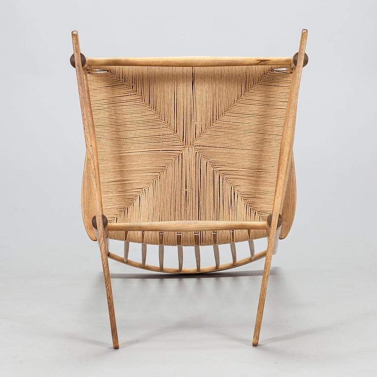 Hans J Wegner, gungstol, "J 16". FDB Möbler, 1900-talets andra hälft.