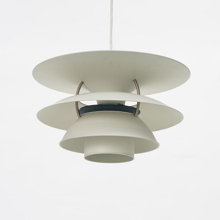 Poul Henningsen, taklampa, "Charlottenborg PH 5-4,5", Louis Poulsen, Danmark.