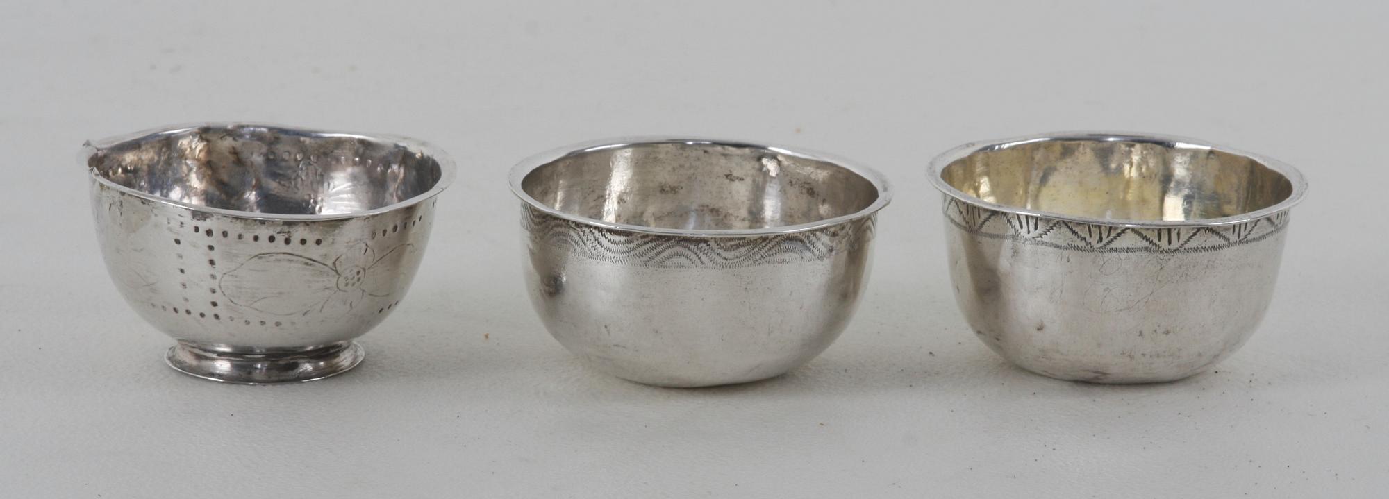 TUMLARE, 3 st, silver, bl a Nyköping och Eskilstuna 17/1800-tal.
