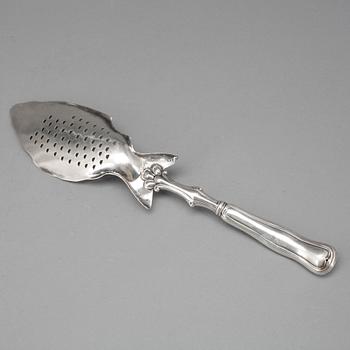 FISKSPADE, nysilver, troligen GBF, Stockholm, sekelskiftet 1800/1900.