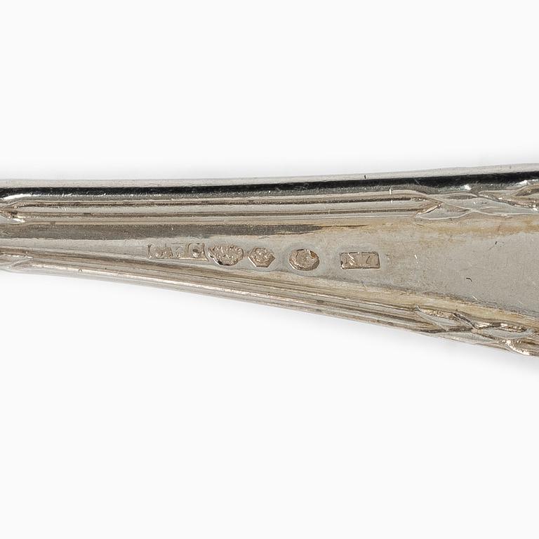 23 pieces of silver fish cutlery, Carlman, Stockholm, 1915.