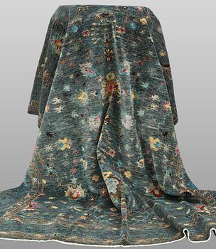 A Zigler Design carpet, 311 x 246 cm.
