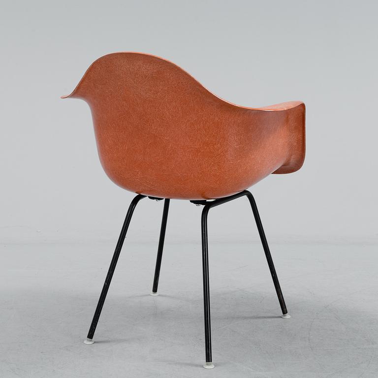 CHARLES & RAY EAMES, a "Dax" armchair, Herman MIller, 1960's.