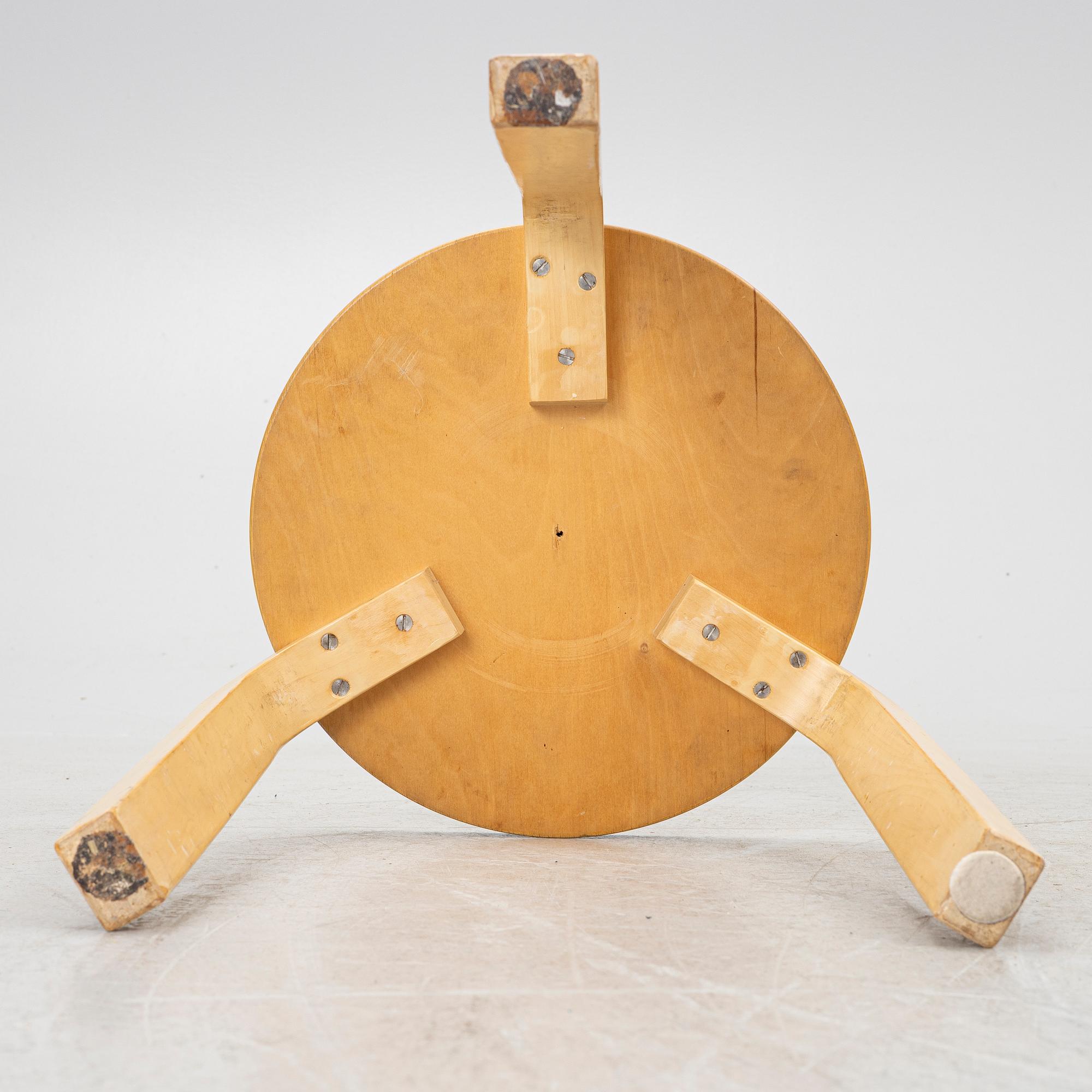 Alvar Aalto, A set of five stools, model 60, Artek, Finland.