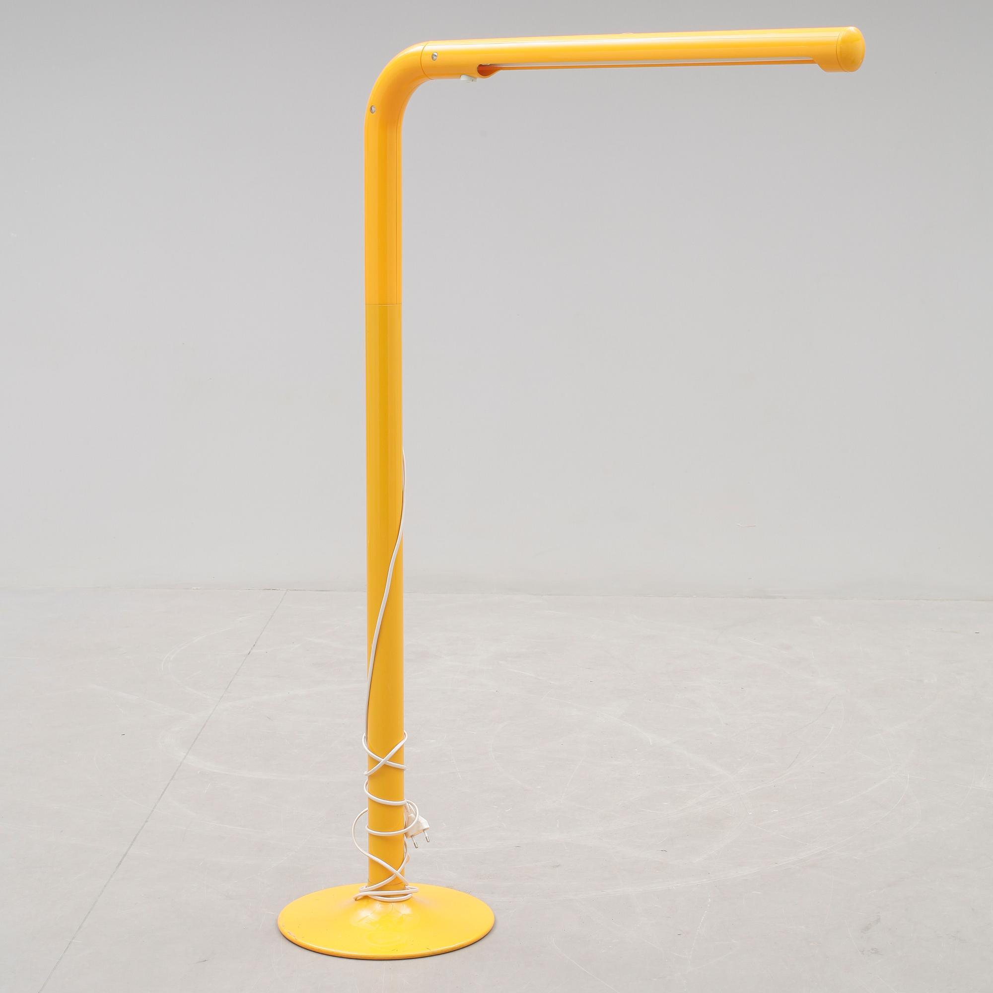 BORDSLAMPA samt GOLVLAMPA, "Tuben", Anders Pehrson, Ateljé Lyktan, Åhus.