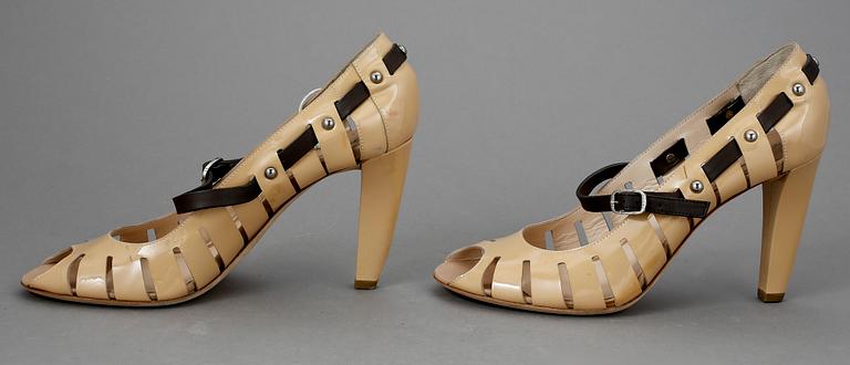 SKOR, Céline.