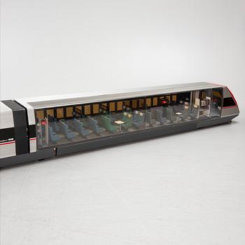 An end of the 20th century display train model.