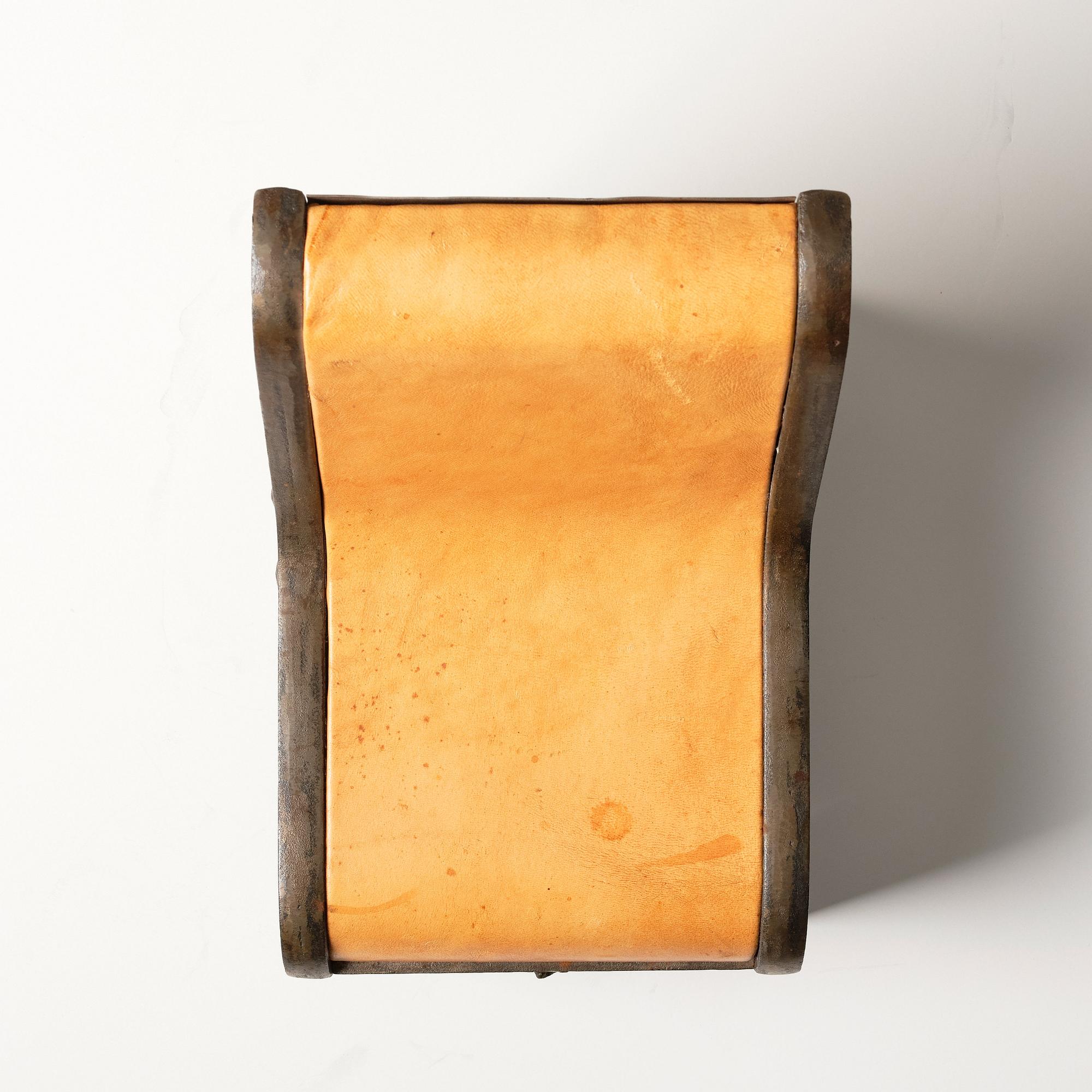 Ernst Billgren & Mats Theselius, a "Tronen" chair/sculpture, ed. 41/100, Källemo, Värnamo post 1991.