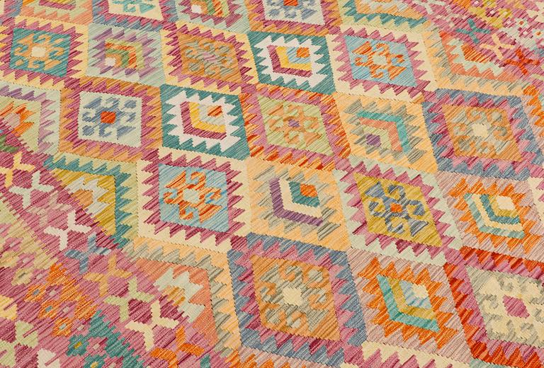 A carpet, kilim, ca 295 x 204 cm.
