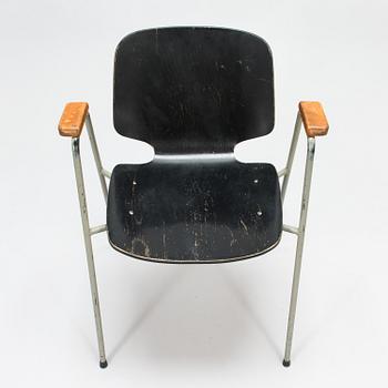 ANTTI NURMESNIEMI, an armchair for Artek. Designed 1956-1957.