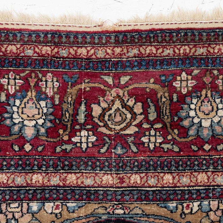 Carpet, Isfahan, antique, approx. 210 x 135 cm.