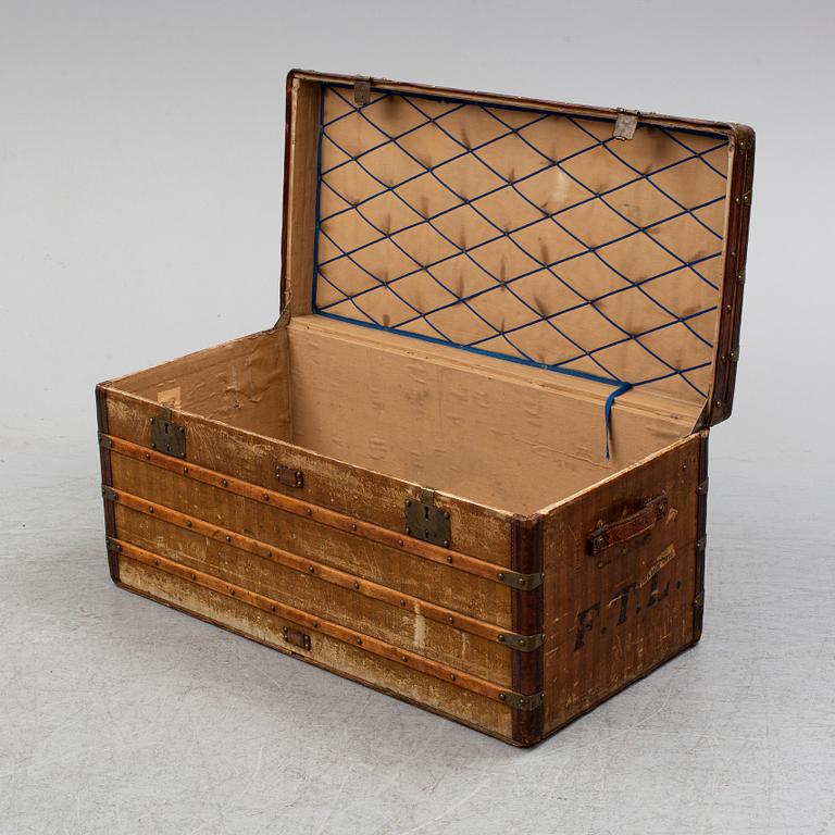 LOUIS VUITTON, resekoffert, Frankrike, sent 1800-tal.