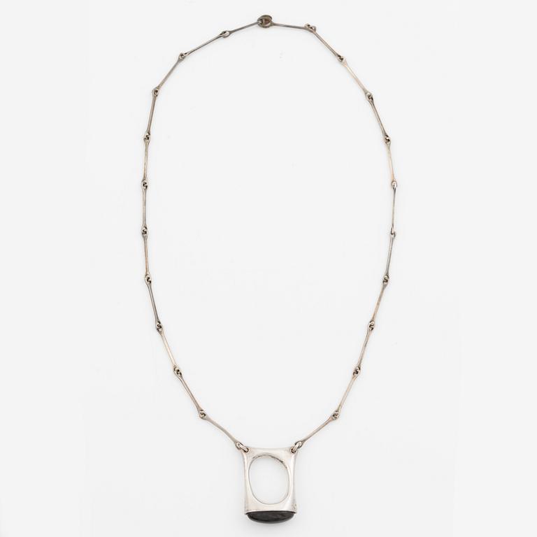 Lapponia, necklace sterling silver and spectrolite, Finland 1980.