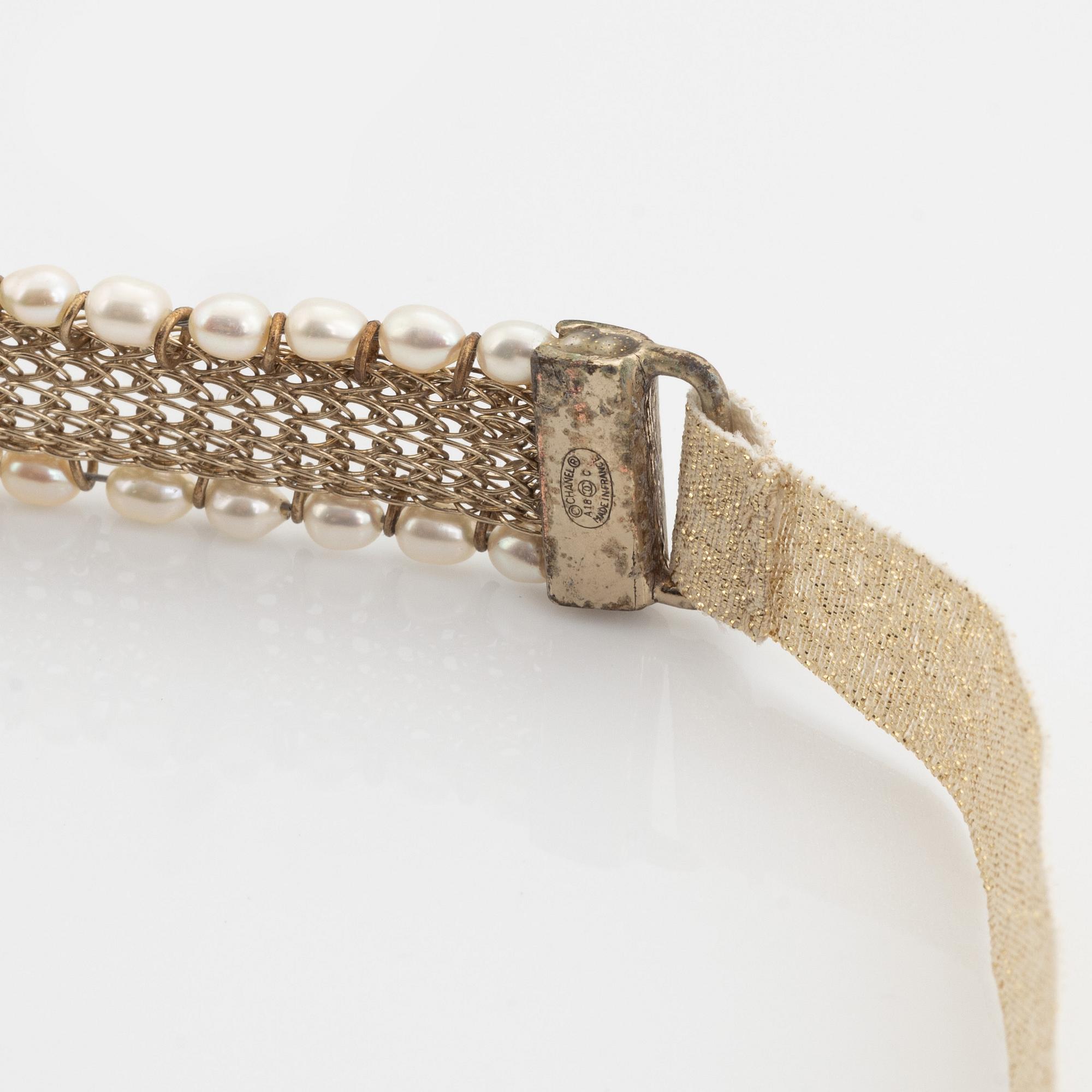 Chanel, hårband/diadem.