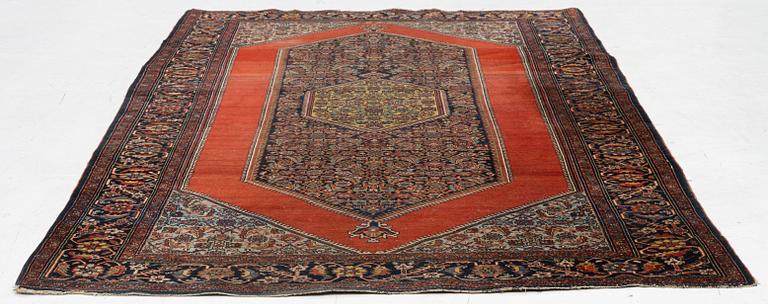 Carpet, oriental, approx. 195 x 130 cm.