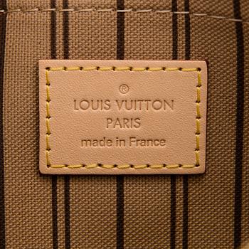 LOUIS VUITTON, 'Neverfull MM Monogram Bag'.