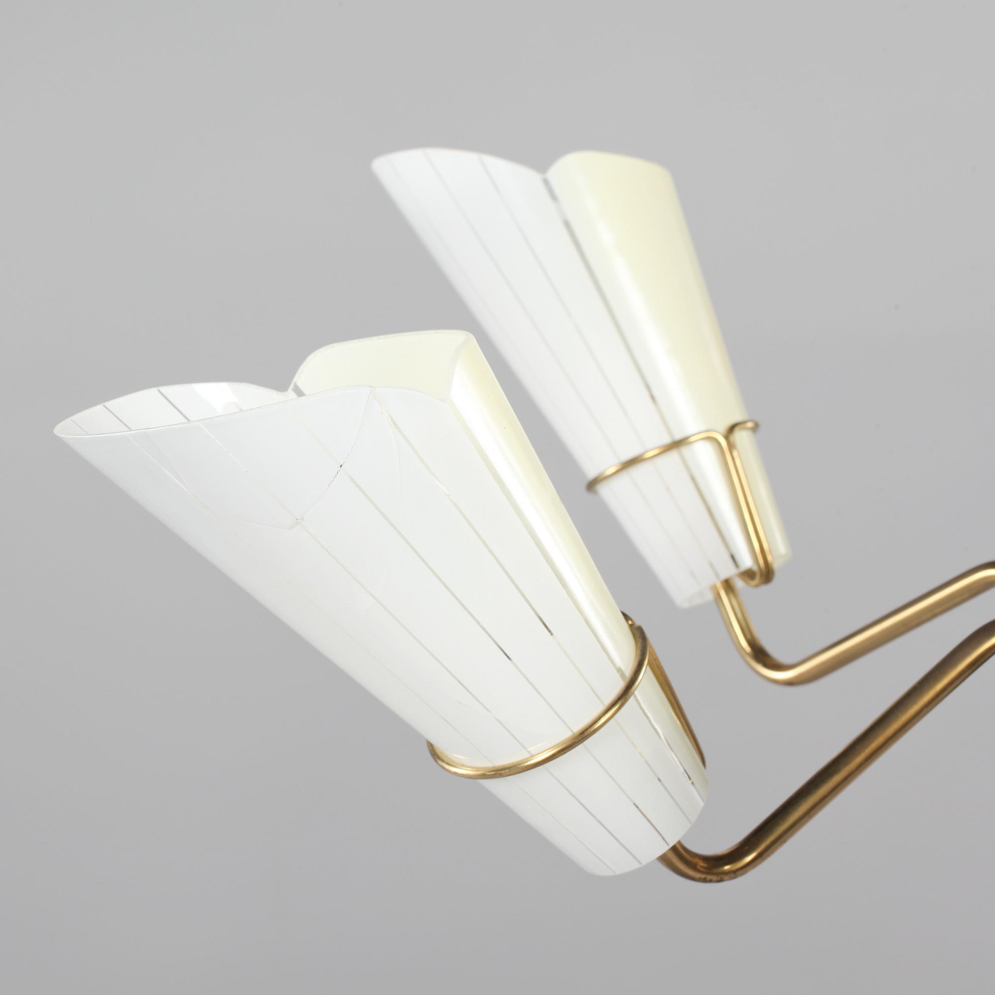 TAKLAMPA, 1950/60-tal. Höjd 65 cm.