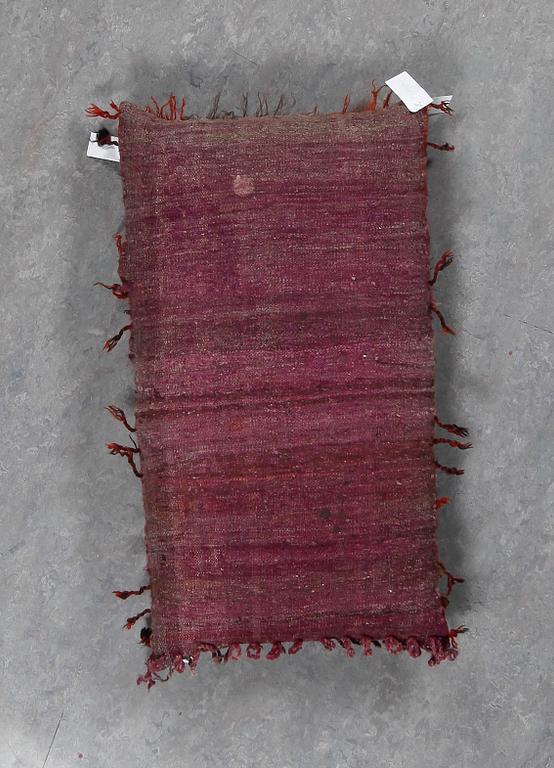 KUDDE, Orientalisk, 103x57 cm.